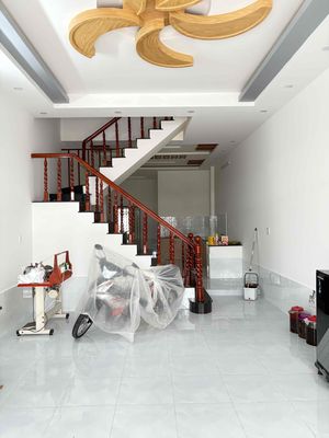 Nhà Lầu Rộng sh Có Nội Thất Gần Trường Học kdc Phú An đối diện Hoan My