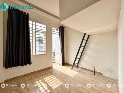 GÁC BAN CÔNG THOÁNG GẦN VĂN LANG - IUH - MÁY LẠNH