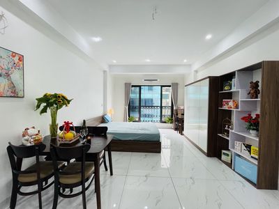CHO THUÊ CĂN HỘ STUDIO, BAN CÔNG SIÊU THOÁNG FULL NỘI THẤT VÀO Ở LUÔN