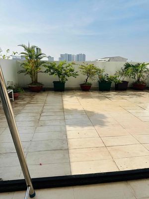 Căn Hộ Sân Vườn Moonlight Boulevard ,126m2 , Full nt cao cấp .