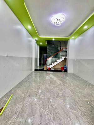Cho Thuê Nhà Mới xây  Ngay Chợ Vườn Lài DT 180m2 1Trệt 2Lầu 3Pn 4Wc H