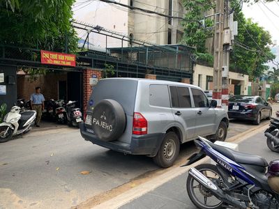 Văn phòng 45 m2 giá *** 12 triệu bao phí ql, ngay sân bay TSN