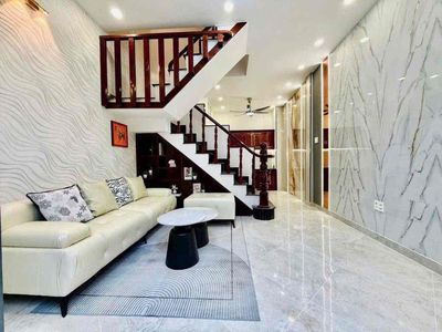 Cho Thuê Nhà DT 4x7 1Trệt 2Lầu 4Pn 3Wc Gần Chung Cư Thạnh Lộc