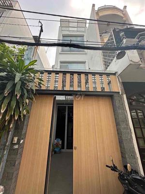 Nhà MTNB Đường Cách Mạng Tháng 8 , Q. TBình - 3 x 15 m – 20 Triệu(TL)