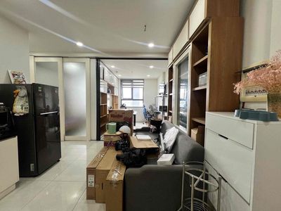 Căn 3pn full nội thất giá rẻ Chung cư Saigon Intela xem nhà có pass.
