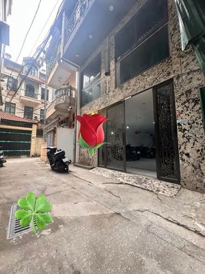 cho thuê nhà 7 tầng Cầu Giấy - dòng tiền 2,5 tỷ/năm