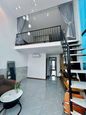 CHO THUÊ CHDV DUPLEX BAN CÔNG NGAY SƯ VẠN HẠNH Q10