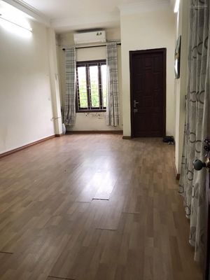 nhà ngõ 12 đỗ quang 50m x5T ô tô đỗ cửa