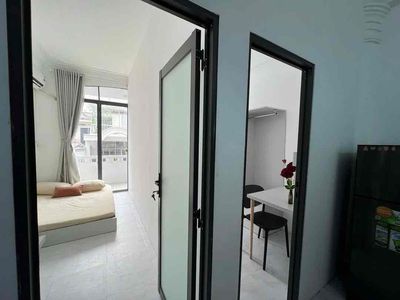 Căn hộ 2 Phòng ngủ ban công 60m2 ngay Tô Hiến Thành Đh Bách Khoa Q10