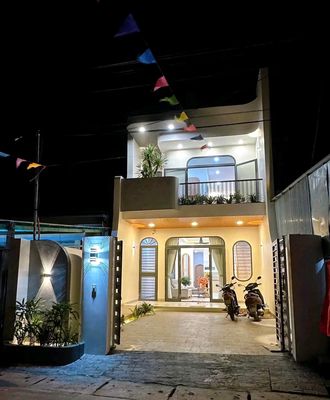 *** CĂN LẦU SỔ HỒNG RIÊNG NGAY TRUNG TÂM PHƯỜNG CHỈ 650TR SỞ HỮU