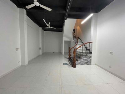 Nhà 90m2 * 4 tầng cho thuê, Trịnh Văn Bô, nhà mới, đẹp