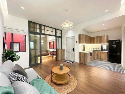 CHO THUÊ CĂN HỘ TÁCH BẾP SIÊU RỘNG Ở TRẦN QUANG KHẢI QUẬN 1 MỚI GIÁ RẺ