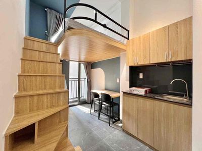 DUPLEX BANCOL CỬA SỔ TRỜI FULL NT RỘNG 30M2 NGAY AEON TÂN PHÚ