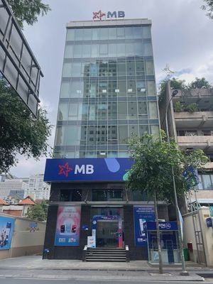 CHO THUÊ TÒA NHÀ MẶT TIỀN HẬU GIANG, QUẬN 6 NGAY HỒNG BÀNG