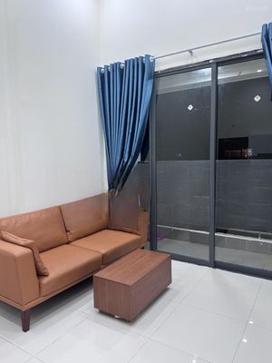 Cho thuê căn hộ 2PN, 1WC tại Goldora Plaza