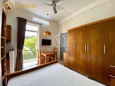 cho thuê căn hộ Studio bancol cửa sổ Gần Sân Bay