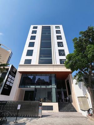 CHO THUÊ TÒA NHÀ VĂN PHÒNG 2500M2 TRUNG TÂM BÌNH THẠNH