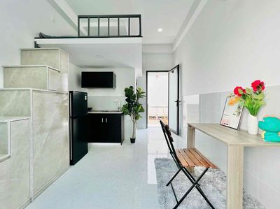 Siêu phẩm căn hộ duplex full nội thất siêu thoáng ngay Đầm Sen!!!