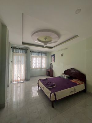 Cho Thuê Nhà 5 Phòng Ngủ KDC 274 Nguyễn Văn Tạo. Giá 15tr/tháng