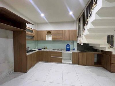 Cho thuê Nhà 1/ Hẻm Xe Hơi 4*18m 3Lầu ST 5PN.4WC Thống Nhất 15tr