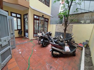 Cho thuê nhà riêng hồ Ba Mẫu - 89m2 - 4 ngủ