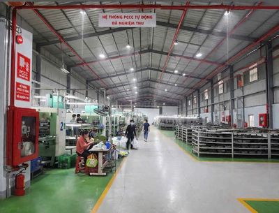 Cần Cho Thuê Kho Xưởng Thuận An Bình Dương. dt: 3000m giấy phép đầy đủ