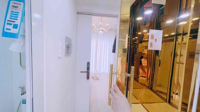 Cho thuê 1 căn hộ trong nhà mặt tiền quận 3