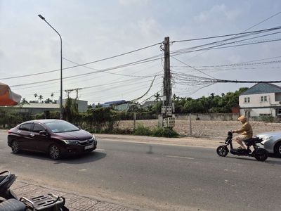 Cho thuê Mặt bằng 2000m2 (50x40m) Đường Hưng Dịnh 31