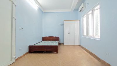 Studio 30m2 Điều Hòa_ Cửa Sổ Thoáng_ Ngõ 230 Mễ Trì Thượng_ Ở luôn