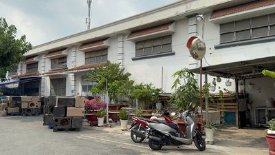 Cho thuê Kho Xưởng 1400m2, đường Hương Lộ 2, Bình Trị Đông