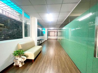 Mặt bằng mới 45m2 Nam Kỳ Khởi Nghĩa Quận 3 hợp kinh doanh/ văn phòng