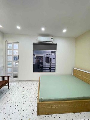 2 PHÒNG NGỦ GẦN ĐẠI HC VĂN LANG CS3