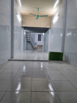 Nhà nguyên căn 8,5tr Trần Cung