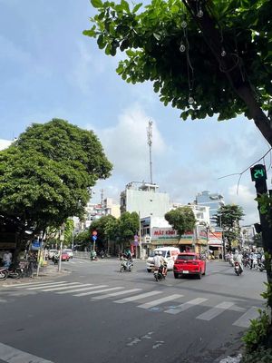 cho thuê nhà mặt tiền đường Nguyễn Văn lượng đúc lầu 3.5x12 giá 14tr
