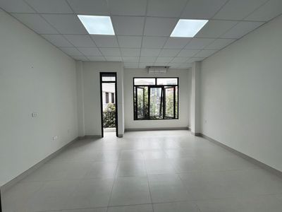 Cho thuê văn phòng Mỗ Lao- Thanh Bình, diện tích 30 m2, vp thoáng sạch