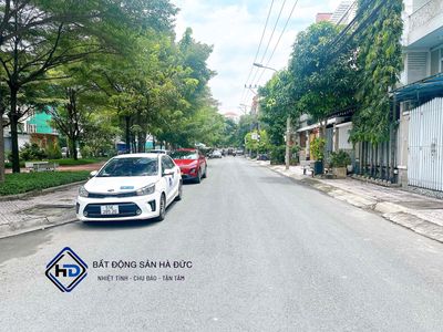 Biệt thự 3 lầu 7x20 đối diện công viên gần UBND Quận 12