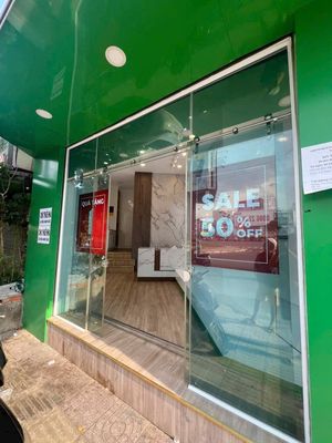 Cho thuê mặt bằng Lê Quang Định - Phạm Văn Đồng (1 trệt +3 lầu: 133m2)