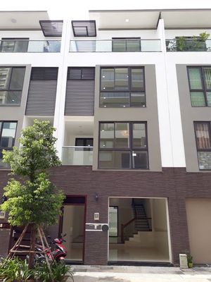 Cho thuê nhà góc 2MT 8A đường số 1, Phường 10, Quận Gò Vấp 