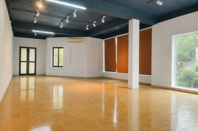 Cho thuê sàn Văn Phòng 120m2 KĐT Văn Phú 8 Triệu