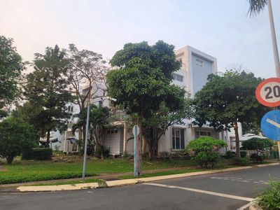 Biệt thự VillaPark gần Liên Phường, Bưng Ông Thoàn 200m2 3L4PN
