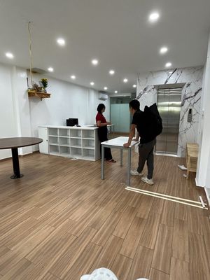 Cho thuê văn phòng 60 m2/tầng tai Làng Việt Kiều Châu Âu