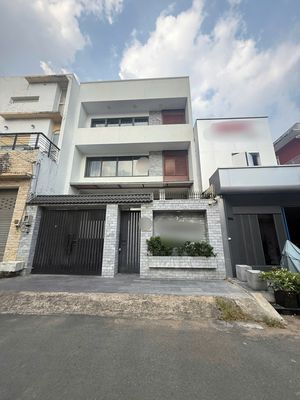 CHO THUÊ BIỆT THỰ ĐƯỜNG 23 PHẠM VĂN ĐỒNG - CÓ HẦM VÀ THANG MÁY