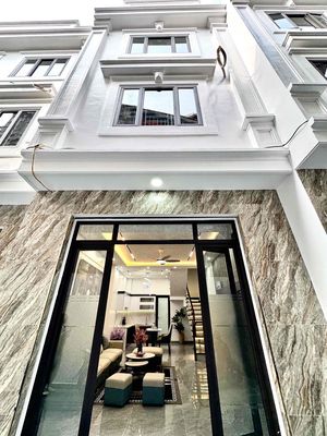 Nhà gần Lạch Tray – full nội thất – giá hơn 3 tỷ cực hiếm