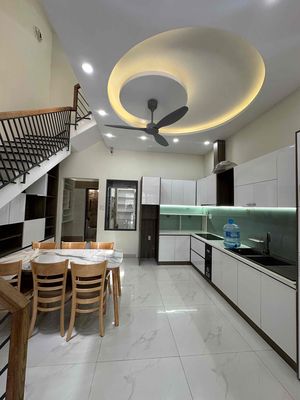 Cho thuê nhà đường Nghiên Xuân Yêm giá 25tr/tháng