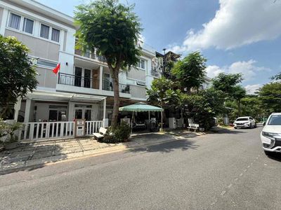 Cần cho thuê nhà khu Lovera Khang Điền Bình Chánh