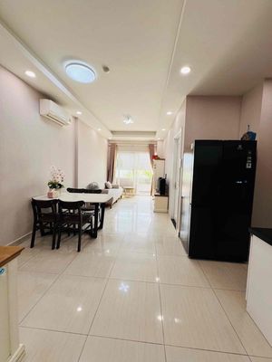 Chính Chủ Cho Thuê Căn Sân Vườn 126m2 , 2PN ,2WC ,Nội Thất cao cấp .