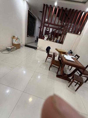 Mặt tiền đường 7.5 M ngay Châu Vĩnh Tế - 3 Tầng - 4pn - Giá 40 triệu