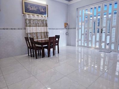 Cho thuê nhà trệt 2 lầu 5x20 Hẻm 379 Trần Nam Phú