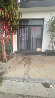 chính chủ cho thuê phòng mặt tiền đường thuận tiện di chuyển