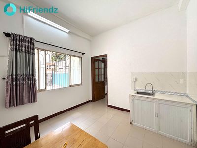🏩 Cô Giang - Có 01 PN riêng biệt- Khu Bếp Riêng - Full nội thất.